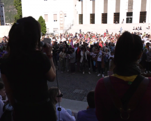 Violenza sulle donne, oltre 2mila persone in marcia a Bolzano